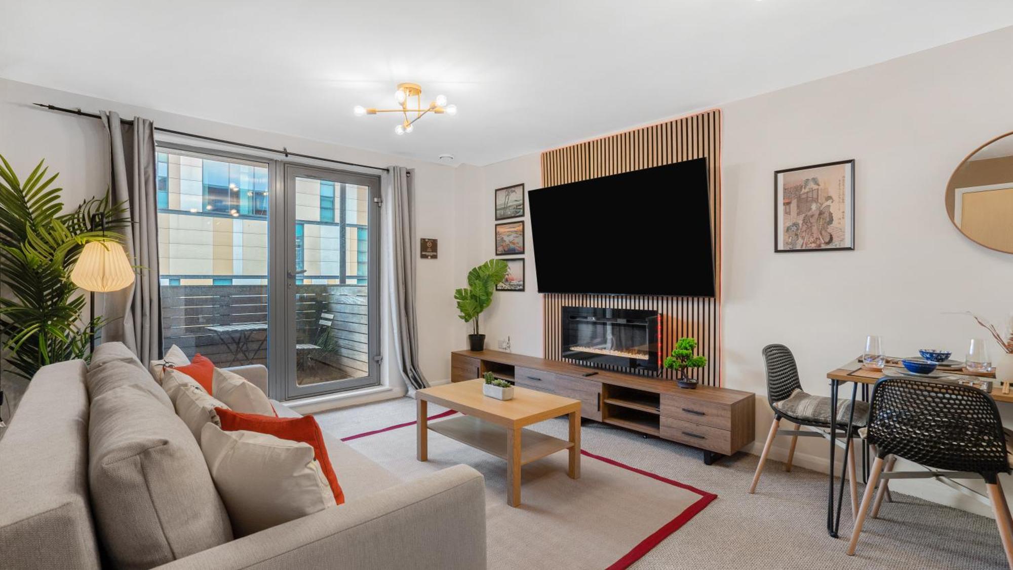 Japanese Suite 2Bed 2Bath, Free Park, Netfix, 75 Inch Tv, Games - City Centre- Maihom เบอร์มิงแฮม ภายนอก รูปภาพ